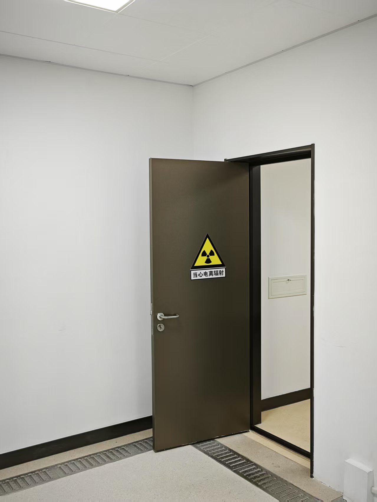 武汉CT室手动单开防护铅门